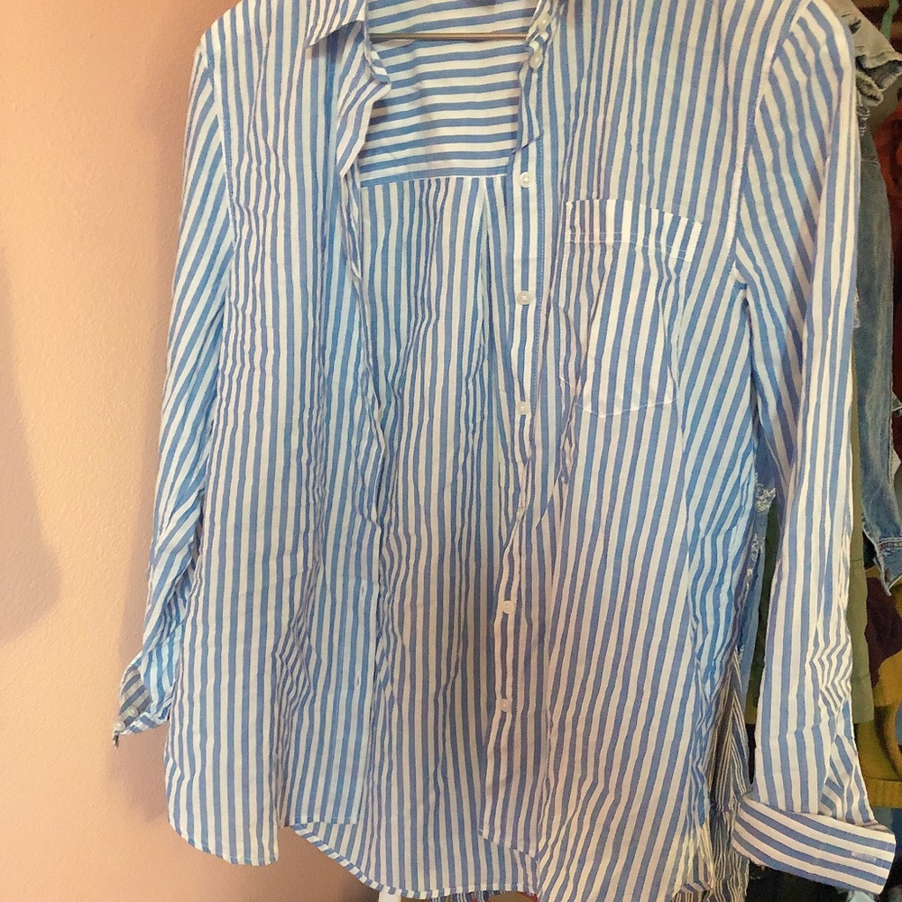 H&M button up shirt